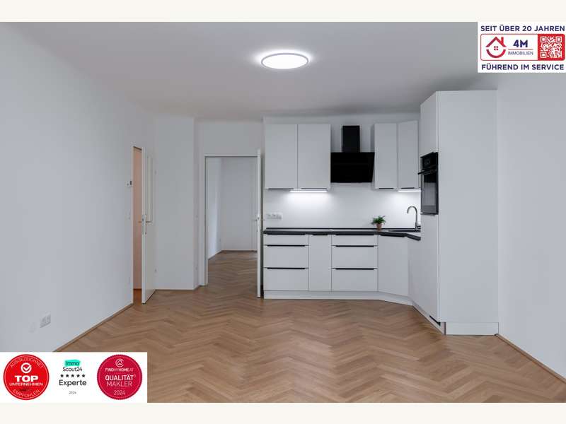Die Wohnküche bietet mit ca. 22 m2 viel Platz.