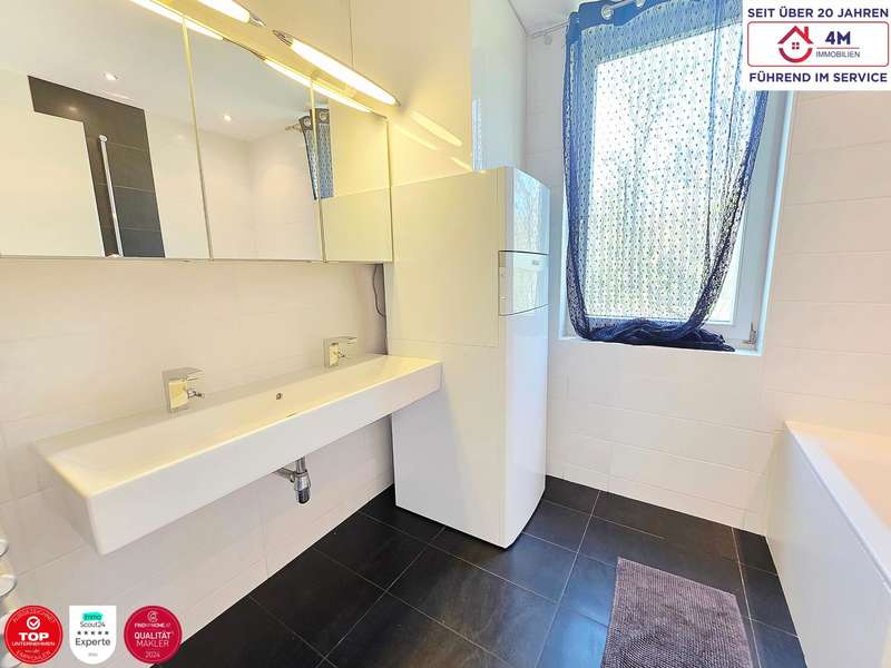 Maisonette Klosterneuburg: Badezimmer Badezimmer