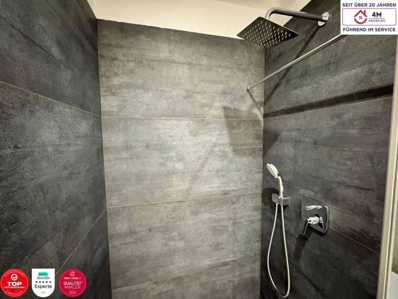 Eigentumswohnung Wien: Regendusche Regendusche