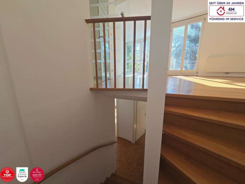 Eigentumswohnung Wien: Treppengelände Treppengelände