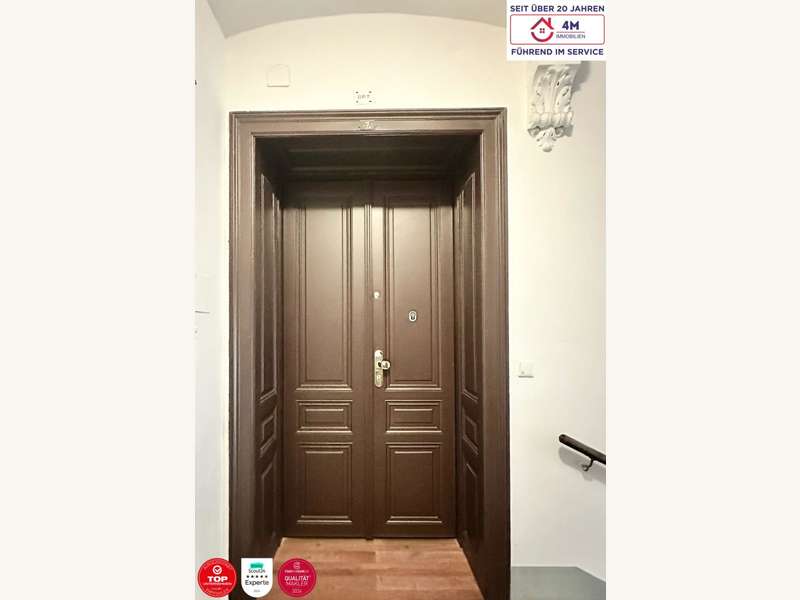 Eigentumswohnung Wien: Eingangstür Eingangstür
