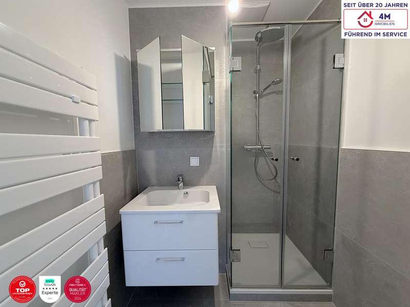 Eigentumswohnung Baden: Badezimmer Badezimmer