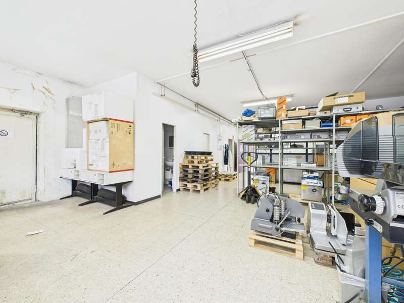 Büro Linz: CAM04191G0-PR0062-STILL010 CAM04191G0-PR0062-STILL010