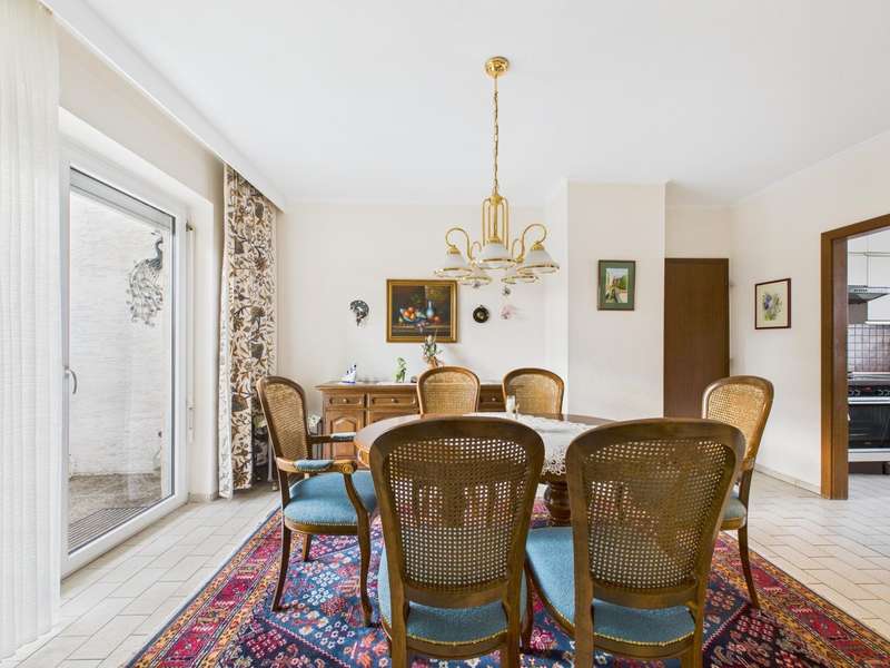 CAM04191G0-PR0063-STILL002