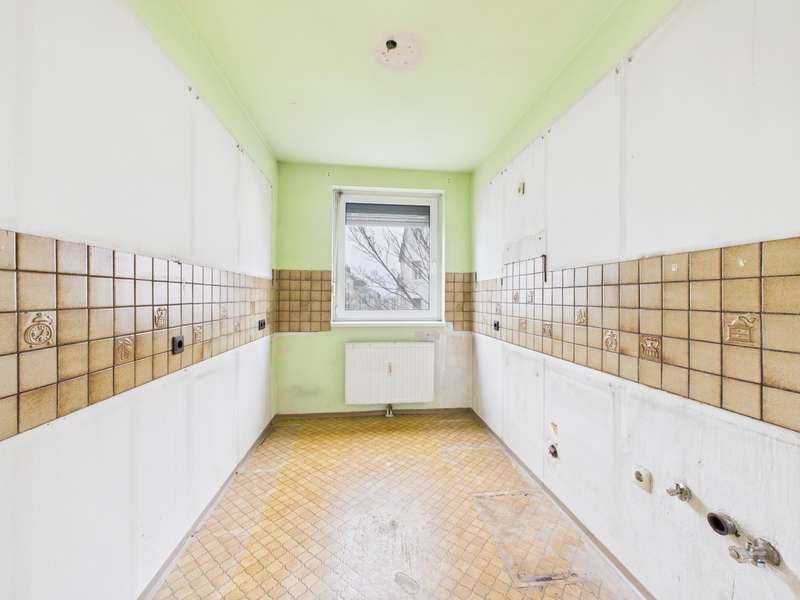 CAM04191G0-PR0072-STILL003