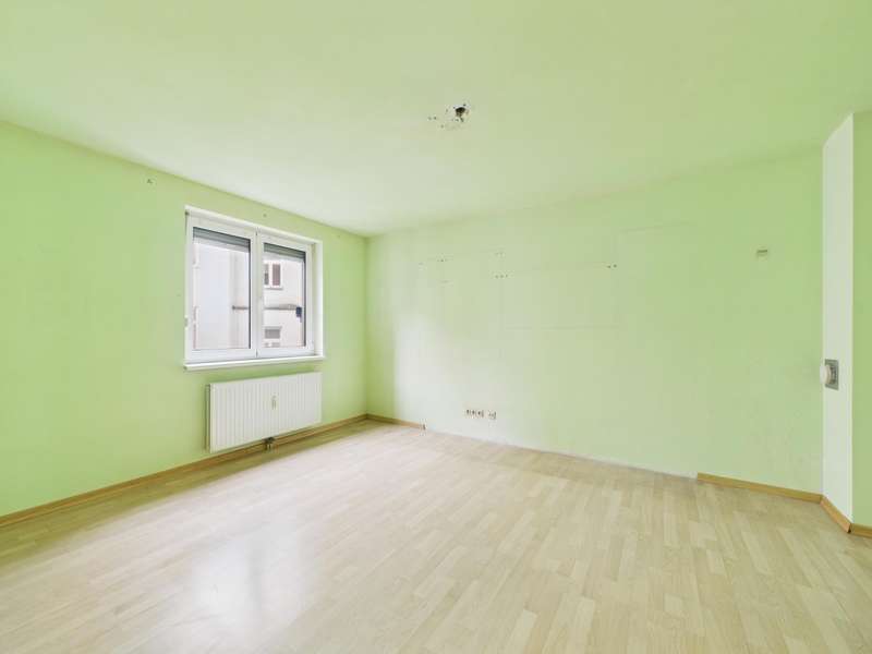 CAM04191G0-PR0072-STILL004