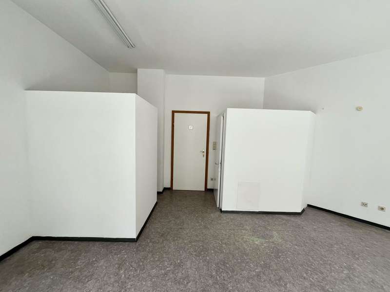Geschäftslokal Graz: Geschäftsraum mit Abtrennung Geschäftsraum mit Abtrennung
