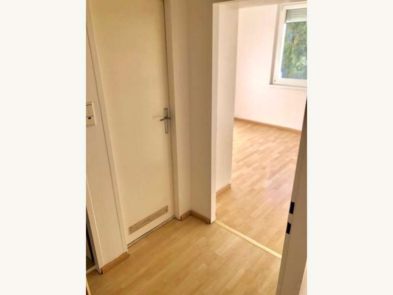 kleiner Flur zum Schlafzimmer