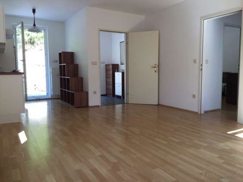 Mietwohnung Graz: Gesamtblick aus Wohnbereich Gesamtblick aus Wohnbereich