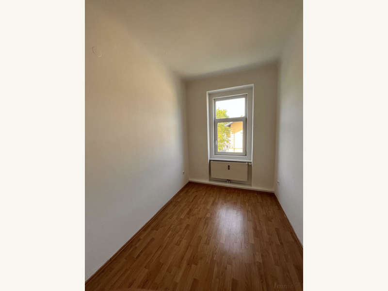 Mietwohnung Graz: Zimmer hofseitig Zimmer hofseitig
