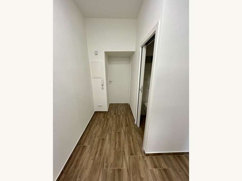 Mietwohnung Graz: Vorraum- Eingang Vorraum- Eingang