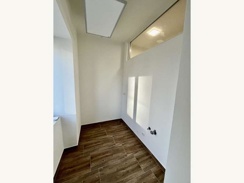 Mietwohnung Graz: Küche mit Fenster Küche mit Fenster