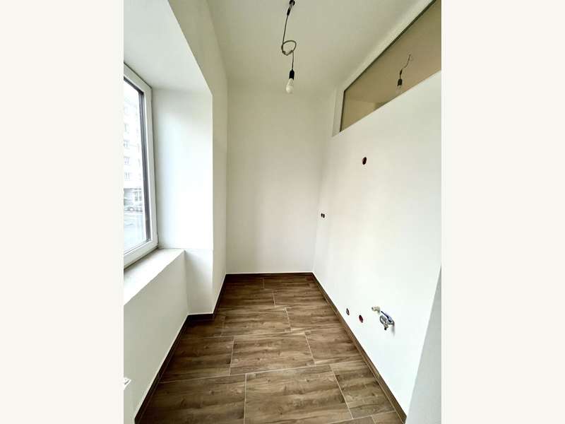 Mietwohnung Graz: Küche und Fenster Küche und Fenster