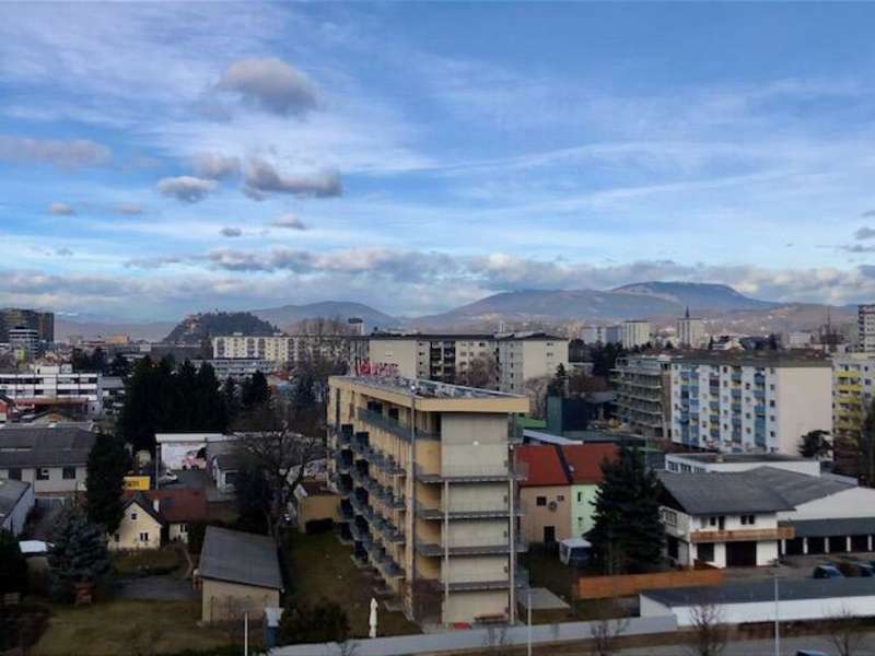 Ausblick bis zum Schloßberg