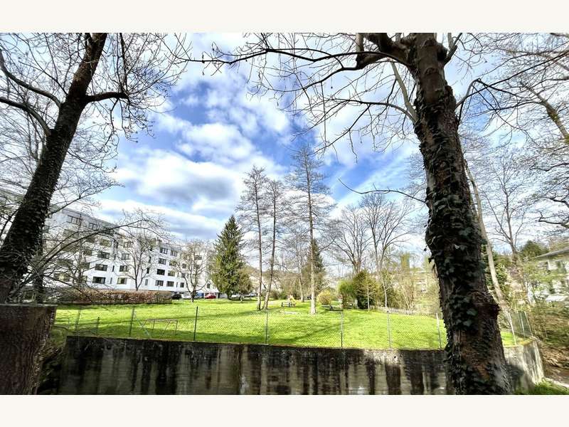 Mietwohnung Graz: Gemeinschaft Parkfläche Gemeinschaft Parkfläche