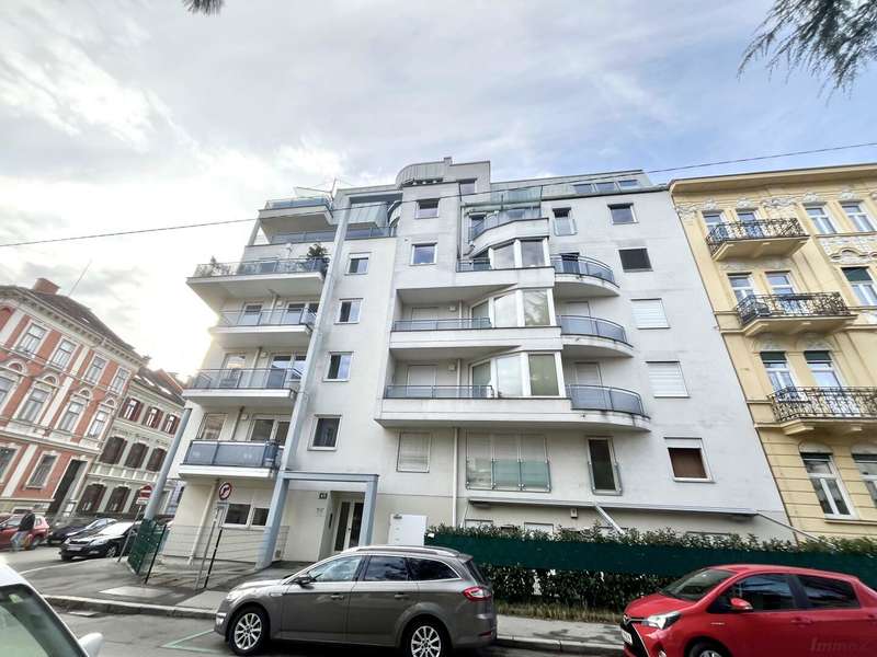 Mietwohnung Graz: Ansicht Strassenseitig- Eingang Ansicht Strassenseitig- Eingang