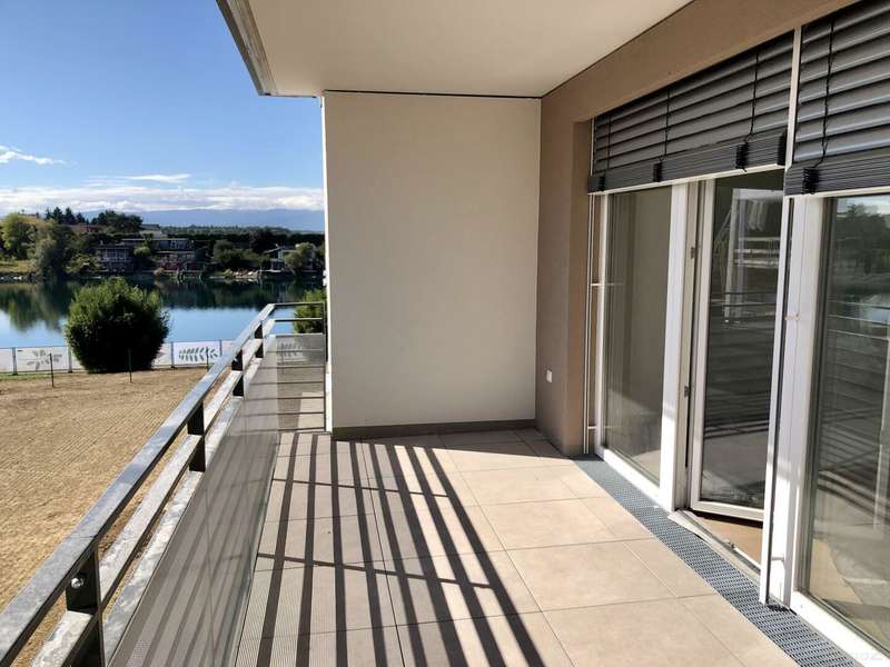 Mietwohnung Kalsdorf bei Graz: grosser Balkon vom Wohnzimmer begehbar grosser Balkon vom Wohnzimmer begehbar