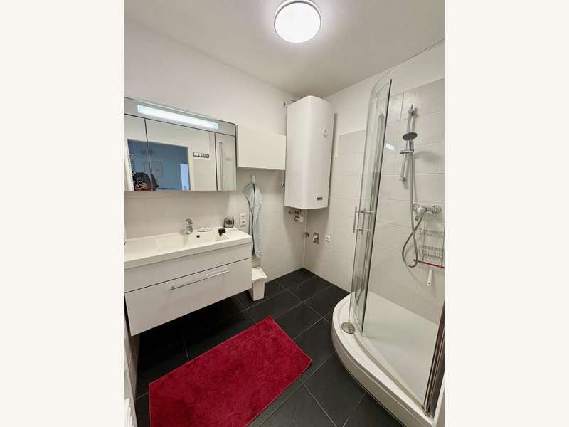 Mietwohnung Graz: Badezimmer Badezimmer