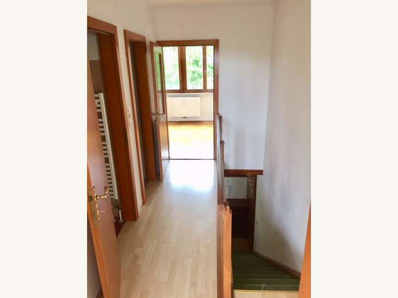 Maisonette Graz: Flur im 3. OG (Blick NO) Flur im 3. OG (Blick NO)