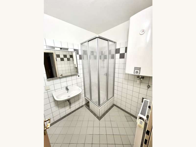 Mietwohnung Graz: Badezimmer Badezimmer