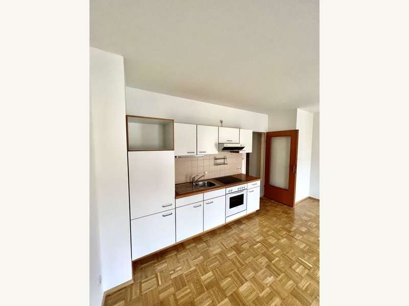 Wohnraum mit offener Küche