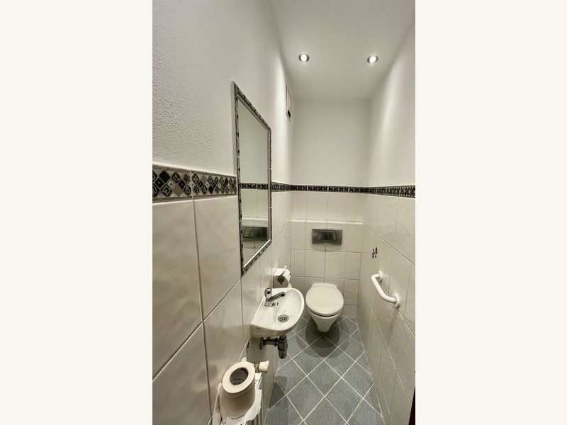 Mietwohnung Graz: extra WC extra WC