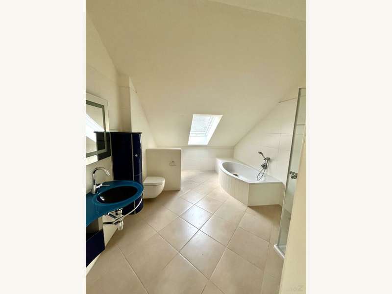 Badezimmer im OG