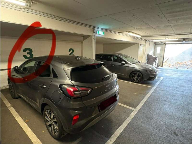 Mietwohnung Graz: TG Platz Nr. 3, Blick zur Ein-Ausfahrt TG Platz Nr. 3, Blick zur Ein-Ausfahrt