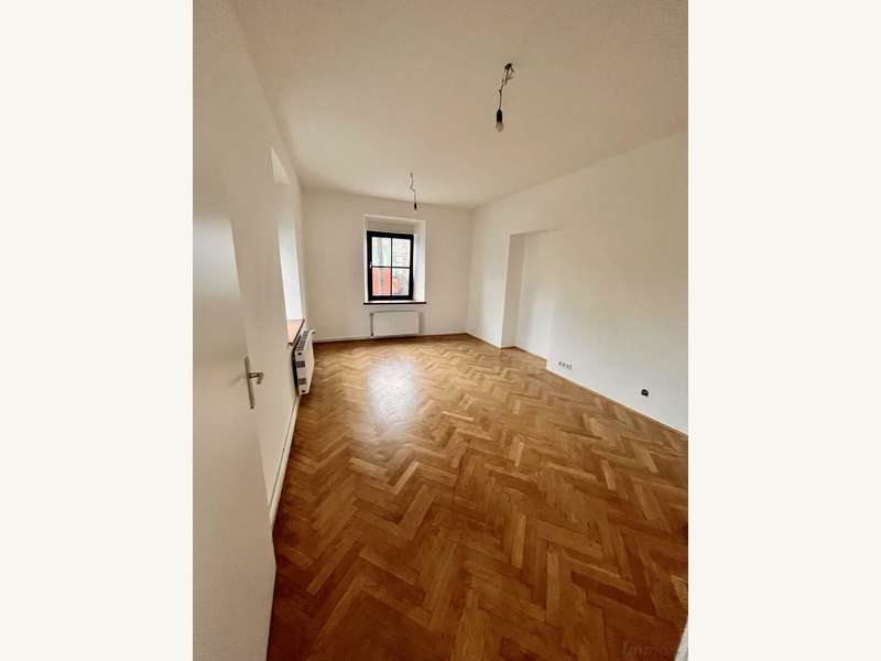 Mietwohnung Graz: Wohn- Schlafzimmer Wohn- Schlafzimmer