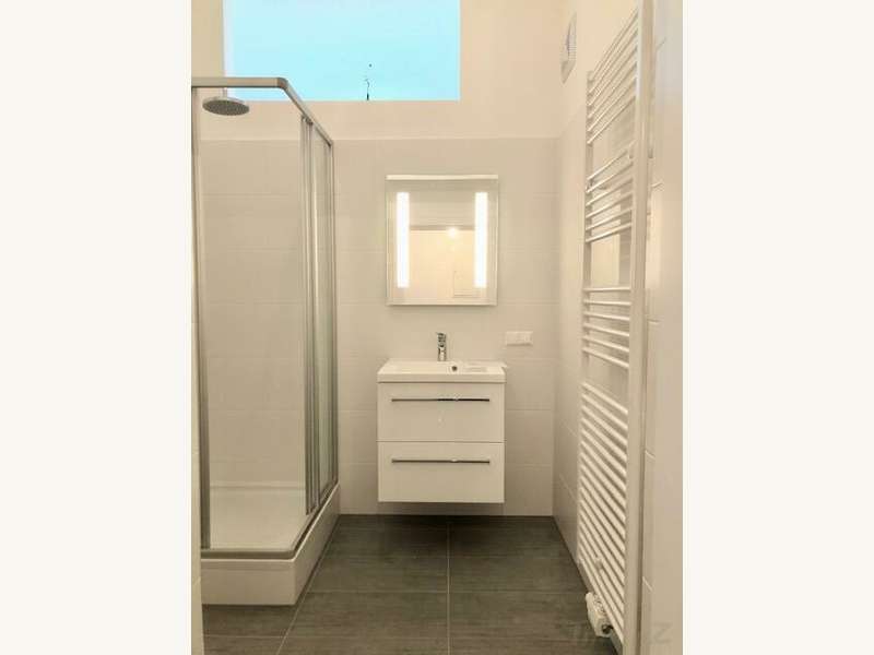 Bad mit Sprossenheizkörper...