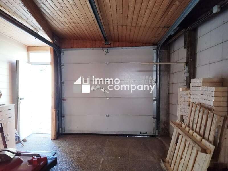 Haus Hundsheim: Eingang_Garage Eingang_Garage