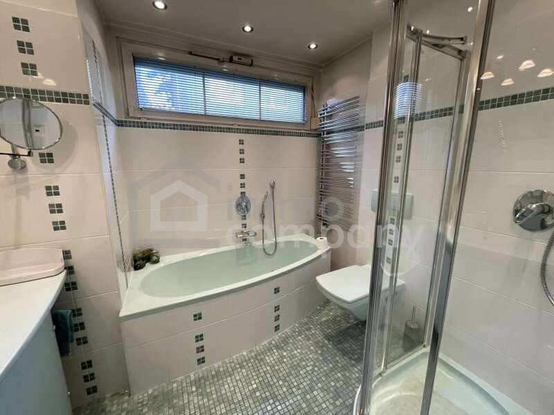 Reihenhaus Wien: Badezimmer 1 Badezimmer 1