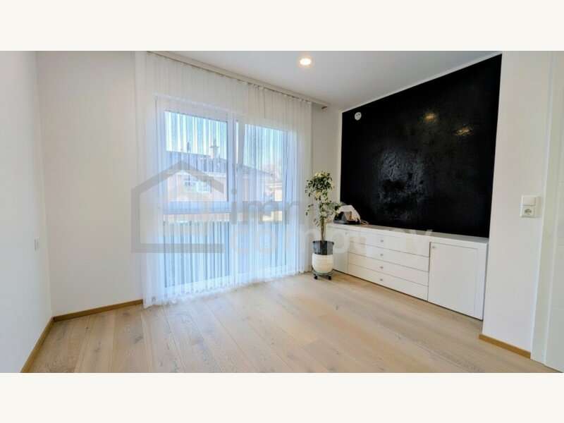 Kinderzimmer / Arbeitszimmer