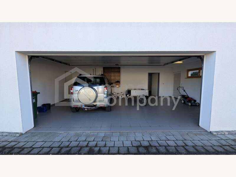 Einfamilienhaus Göfis: Garage Garage