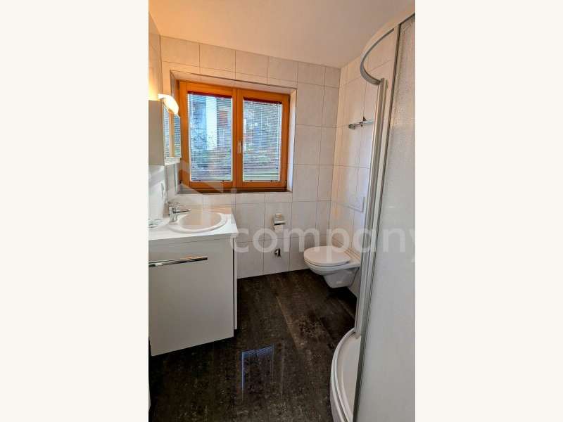 Einfamilienhaus Göfis: Badezimmer / Gästezimmer Badezimmer / Gästezimmer