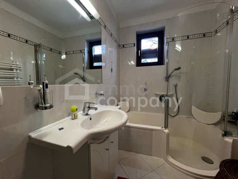 Zweifamilienhaus Krumpendorf: EG - Bad EG - Bad