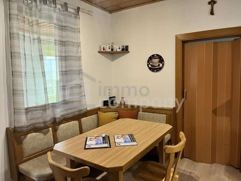 Bungalow Schwarzenbach: Essplatz Essplatz