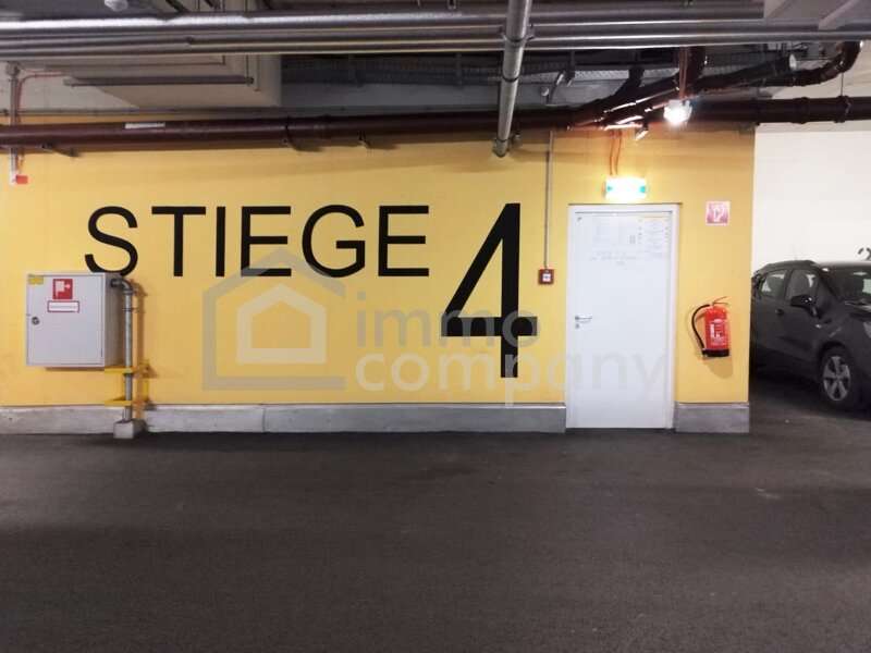 Immobilie Wien: Garagenplatz direkt beim Aufgang zu Stiege 4 Garagenplatz direkt beim Aufgang zu Stiege 4