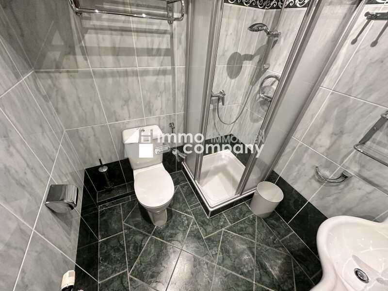 Mietwohnung Lassee: Badezimmer Badezimmer