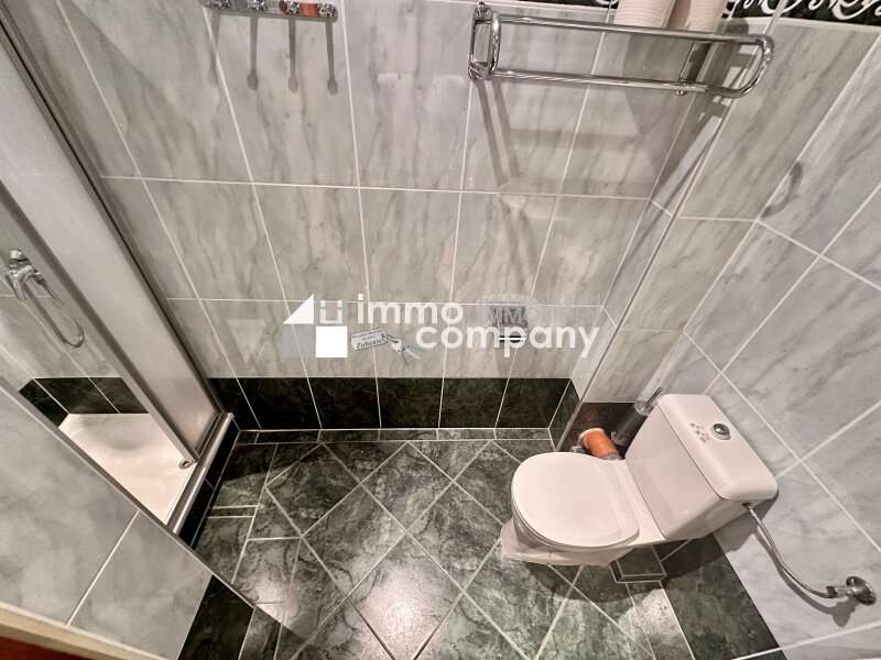 Mietwohnung Lassee: Badezimmer Badezimmer