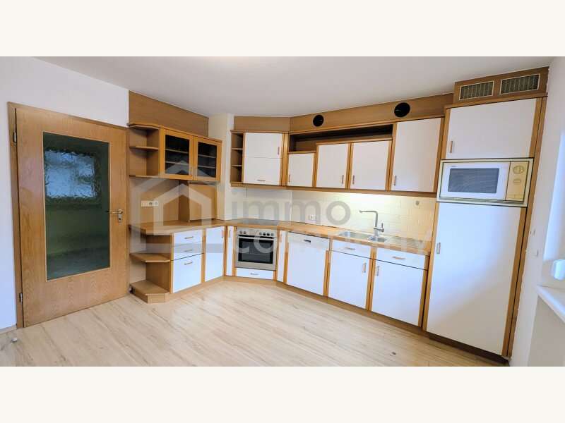 Dachgeschosswohnung Dornbirn: Küche Küche