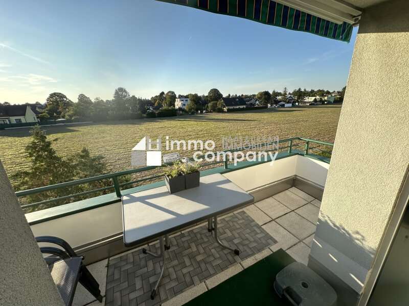 Dachgeschosswohnung Wien: Terrasse / Balkon Terrasse / Balkon