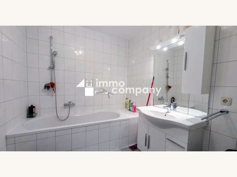 Eigentumswohnung Lustenau: Badezimmer Badezimmer