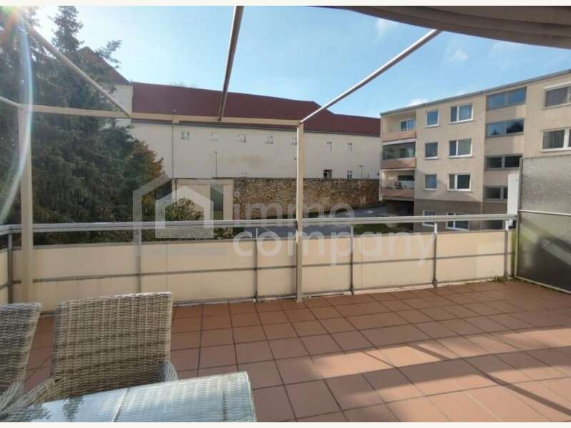 Eigentumswohnung Bruck an der Leitha: Terrasse_ ausreichend Platz zum Grillen Terrasse_ ausreichend Platz zum Grillen