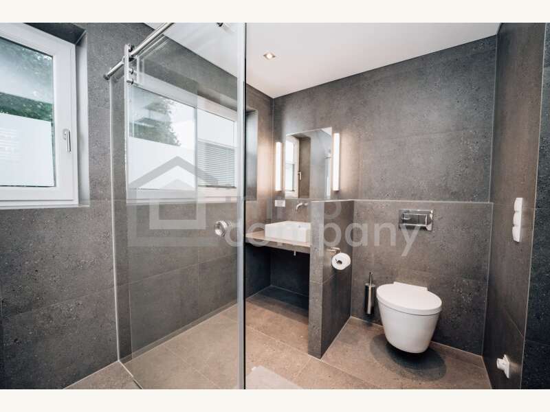 Eigentumswohnung Schwaz: Teilansicht Badezimmer Teilansicht Badezimmer