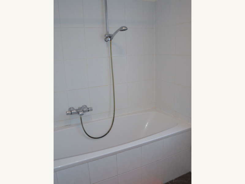 Mietwohnung Graz: Bad mit Wanne Bad mit Wanne