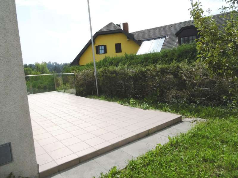 Mietwohnung Graz: Terasse Terasse