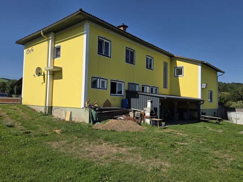 Mehrfamilienhaus in Schloßberg - Bild 2