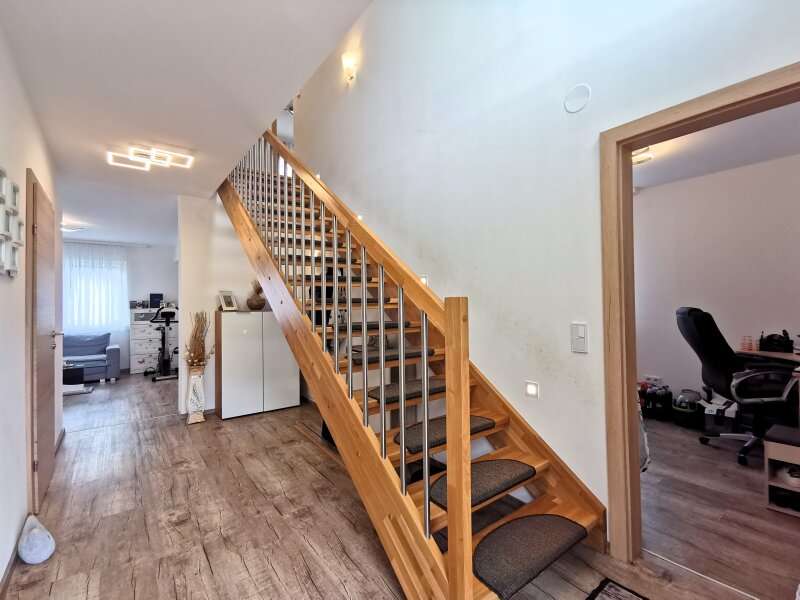 Einfamilienhaus Wartberg im Mürztal: 15778-Treppe 15778-Treppe