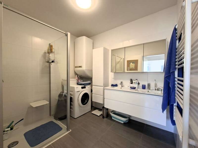 Eigentumswohnung Kindberg: Badezimmer Badezimmer